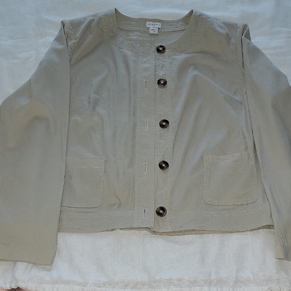 Jaclyn Smith Light Tan Button-Up Jacket